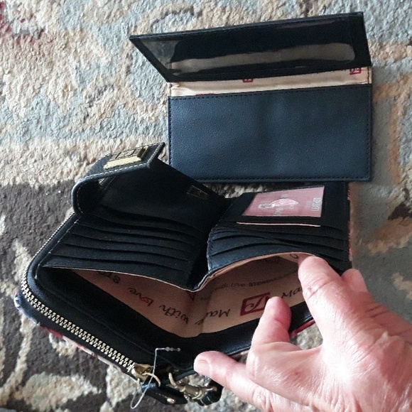 2x*Host Pick*Stone Mountain pretty bonded leather wristlet